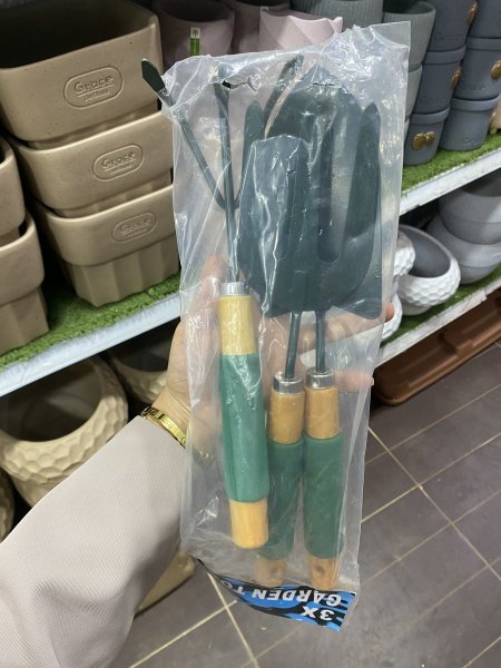 طقم ادوات زراعية