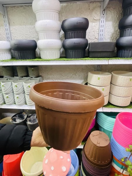 قوار مدور صغير