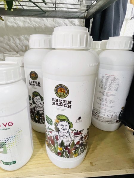 سماد سائل للازهار